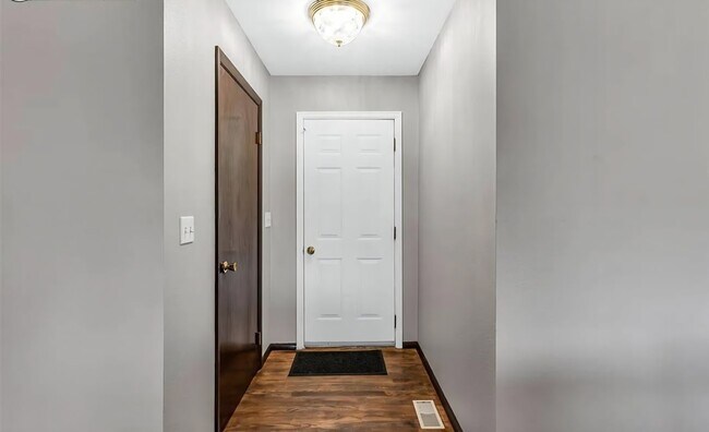 Foto del edificio - 217 W Linden Ave