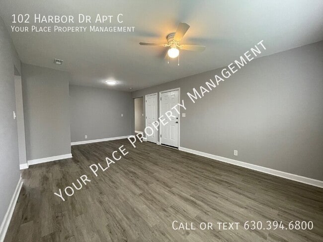 Building Photo - 102 Harbor Dr