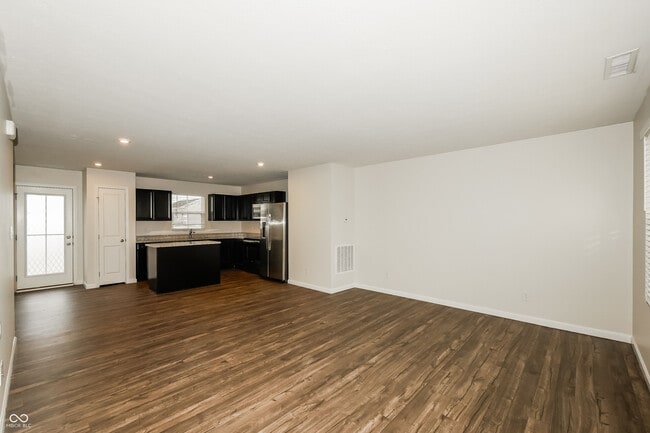 Building Photo - 13875 N Mardenis Dr W
