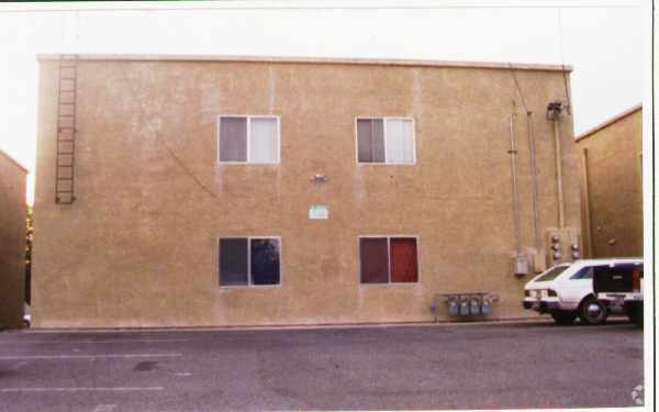 Foto del edificio - 2301 N Jones Blvd