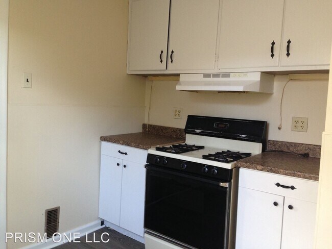 Building Photo - 2 br, 1.5 bath House - 755 Beatty St