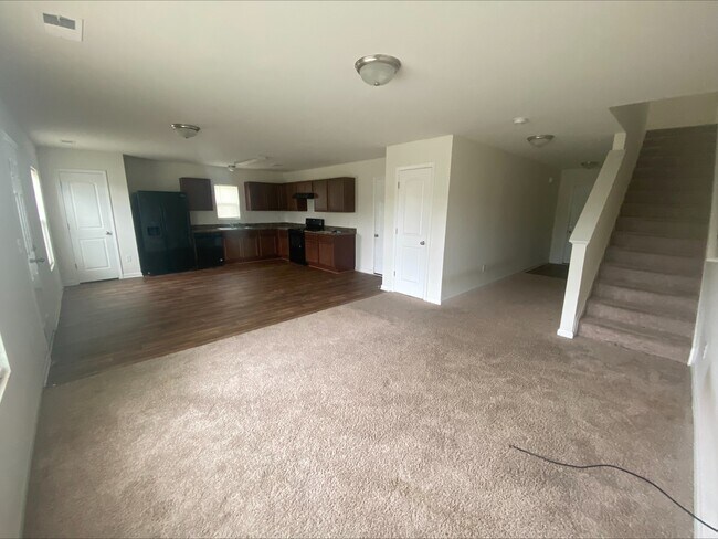 Building Photo - 603 Deborah Ct
