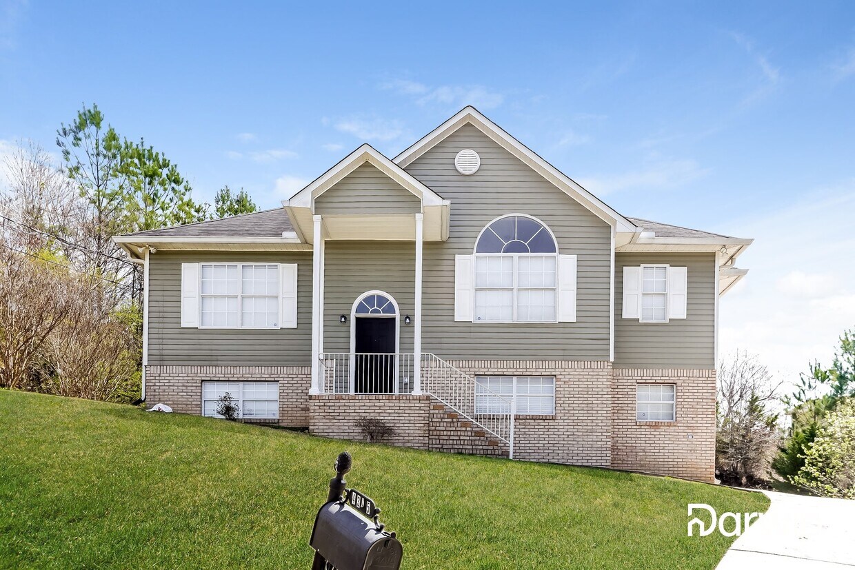 Foto principal - 4305 Green Haven Drive, Birmingham, AL 35215