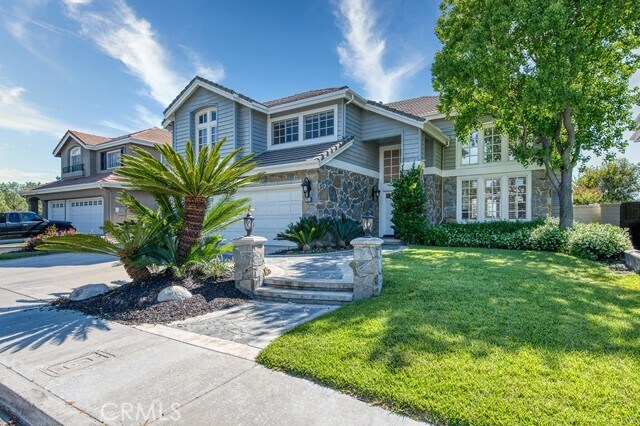 Building Photo - 16 Oakmont