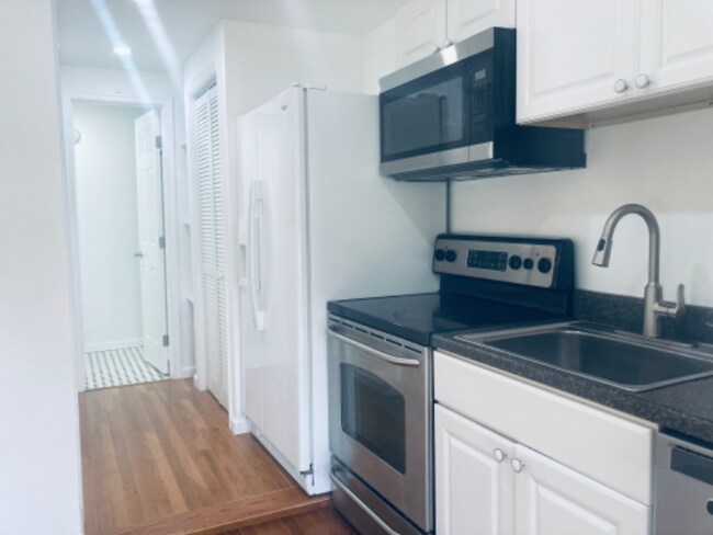 Foto del edificio - 18342 Clarke Rd