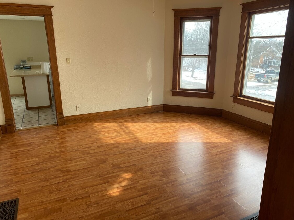 Primary Photo - 4 bedroom 1.5 bath house in Tama Iowa