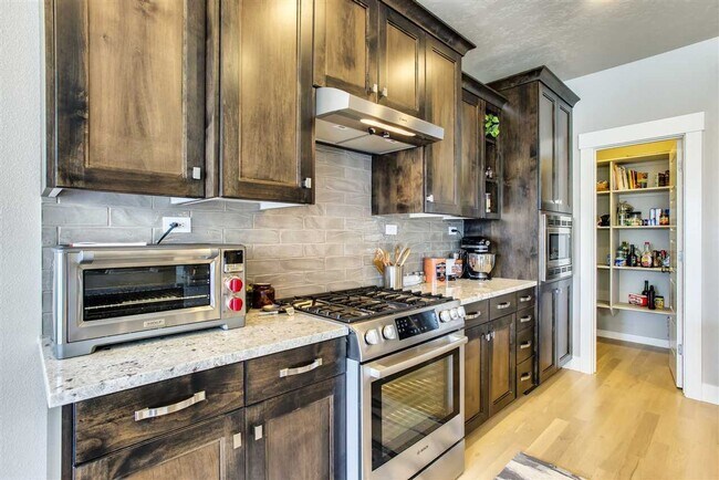 Foto del edificio - Beautiful 3 bed, 2 bath home in SpurWing Greens Subdivision!