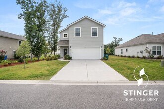 Building Photo - 19 Seneca Wy