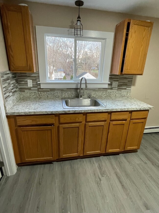 Foto del edificio - 62 E Water St