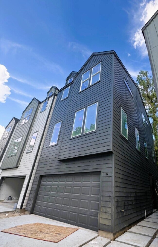 Foto del edificio - 5306 Chas Ln