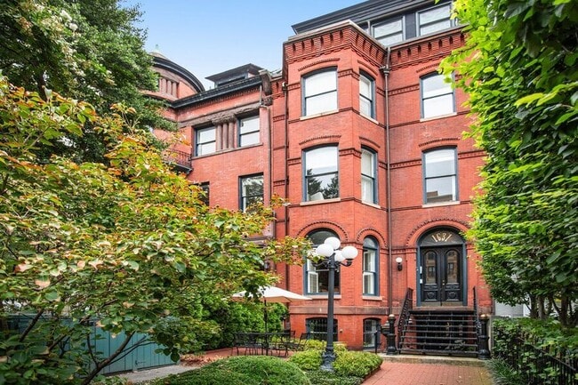 Building Photo - 1631 16th St NW