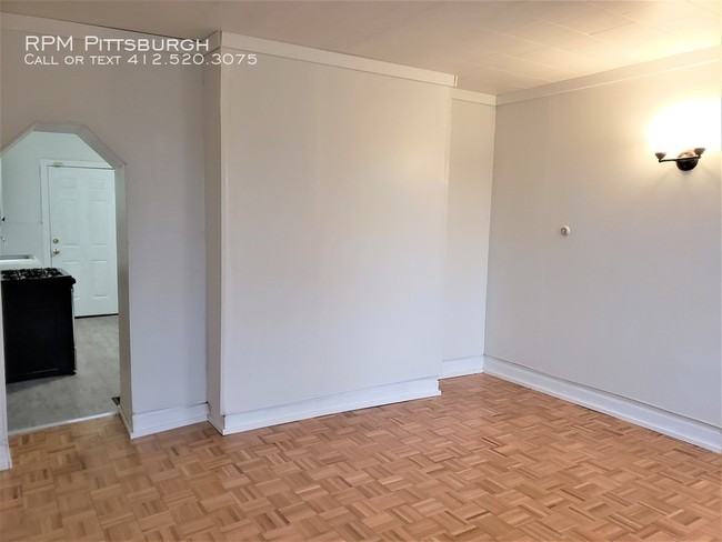 Foto del edificio - 151 Mayflower St