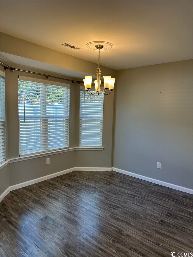 Foto del edificio - 140 Dusty Trail Ln