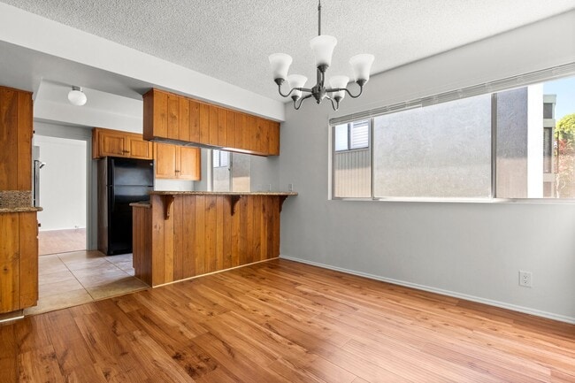 Building Photo - 1060 20th St