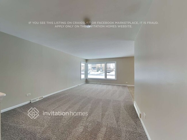 Building Photo - 240 Hale St