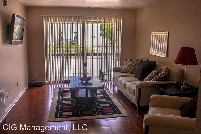 Foto del edificio - 222 S Kendall Ave