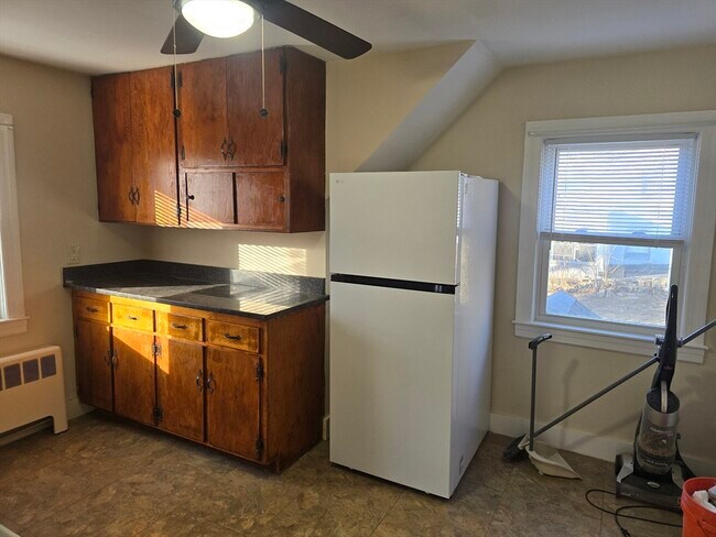 Foto del edificio - 79 Wilson Ave