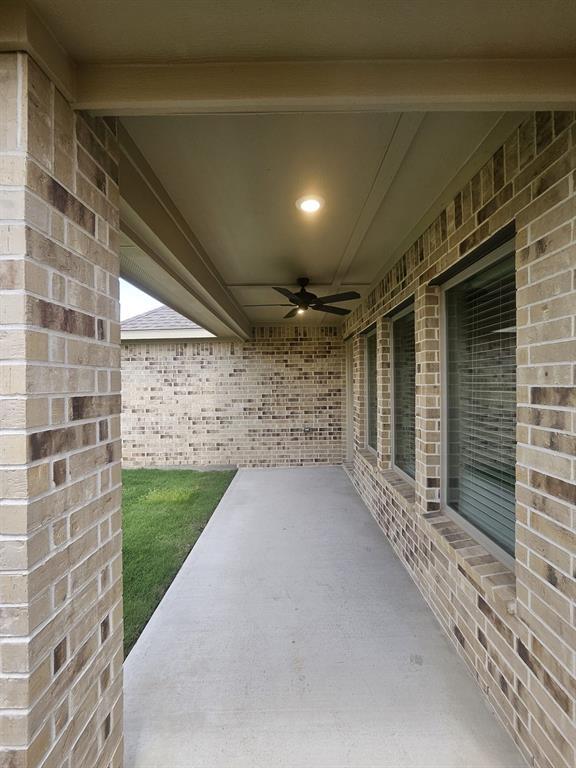 Building Photo - 111 Bright Vly Wy