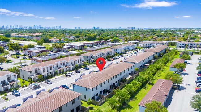 Foto del edificio - 21018 NE 8th Ave