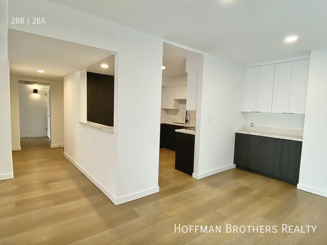 Building Photo - 9583 Alcott St Los Angeles, CA 90035
