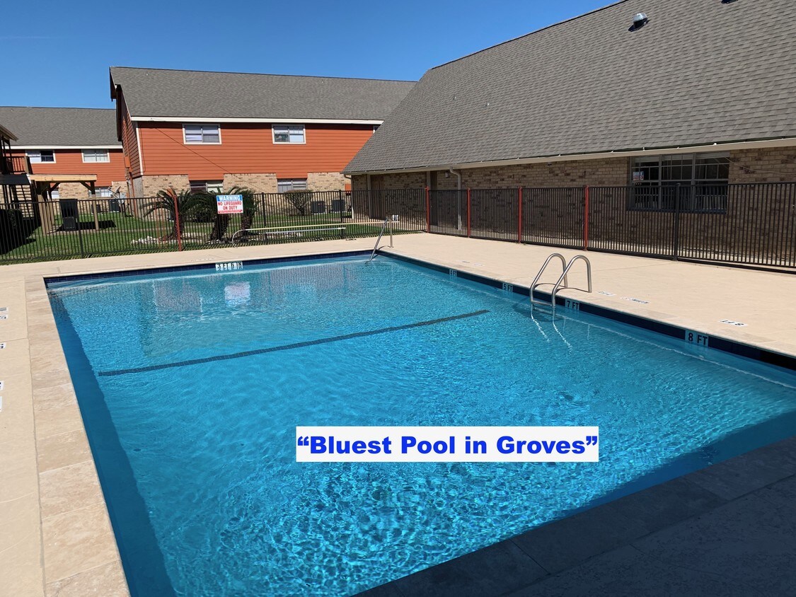 Cambridge in the Groves Apartments Groves, TX