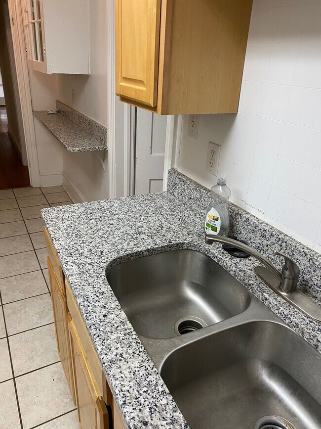 Foto del edificio - 208 N Nansemond St