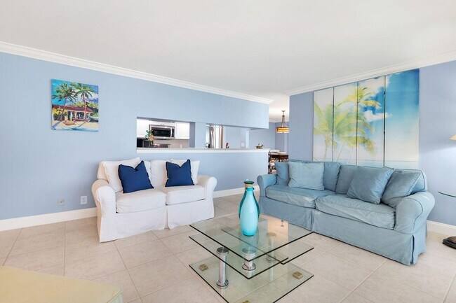 Building Photo - 600 Ocean Dr