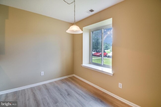 Building Photo - 132 Talgrath Ct