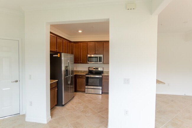 Building Photo - 20457 Lagente Cir