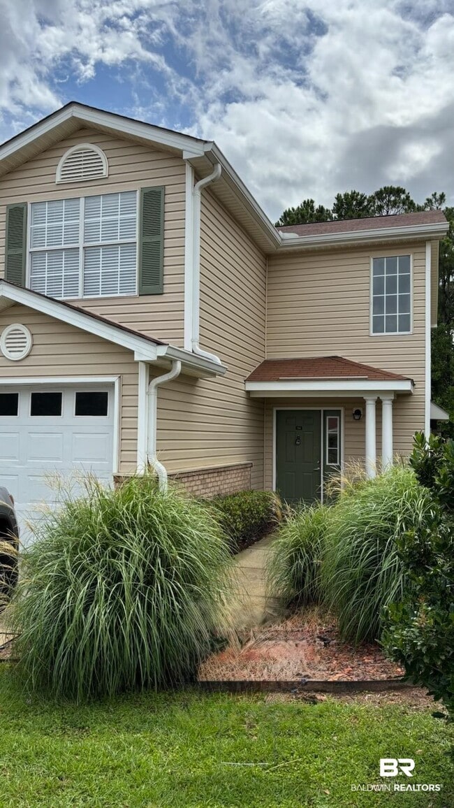 Building Photo - 1517 Regency Rd