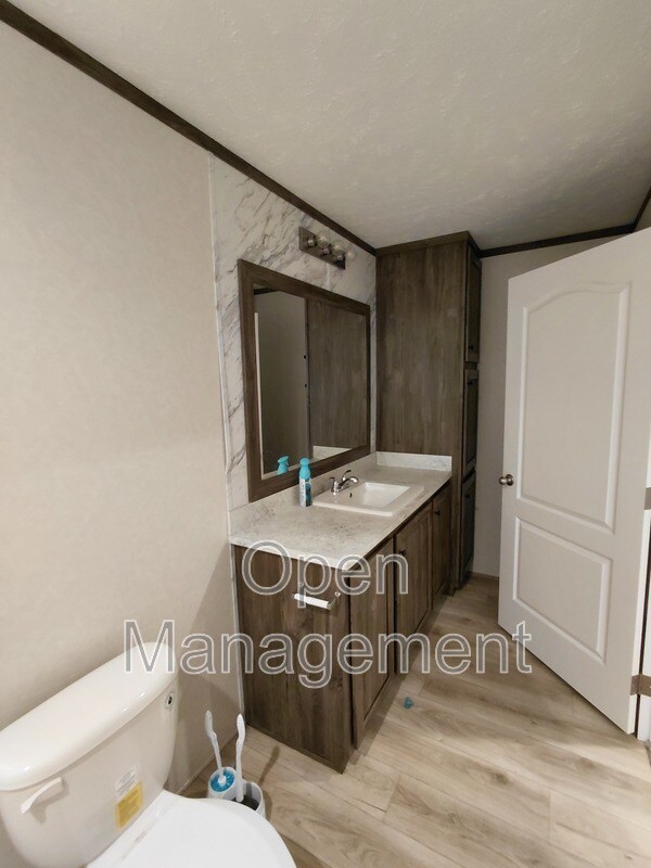 Foto principal - 301 Mantle Ave
