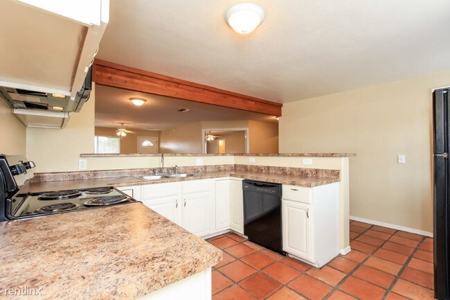 Building Photo - 18008 N 26th St