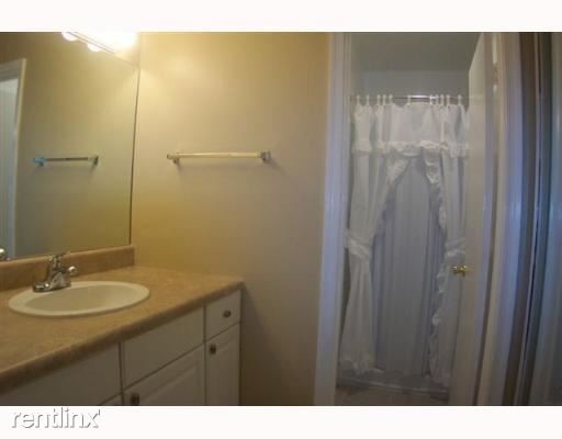Building Photo - 2 br, 2 bath  - 12104 Alternate A1a