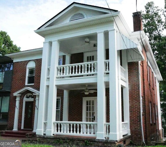 Foto del edificio - 825 North Avenue NE