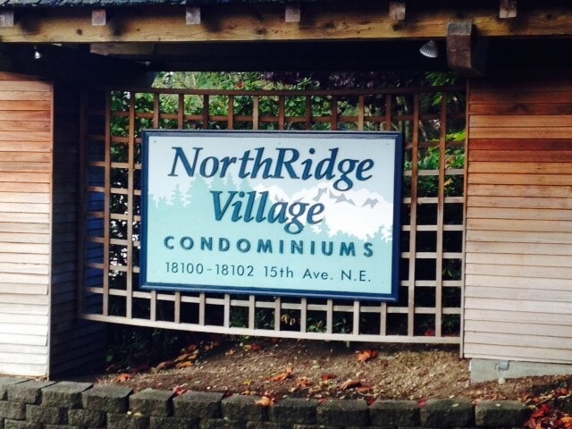 Foto del edificio - 18102 15th Avenue NE