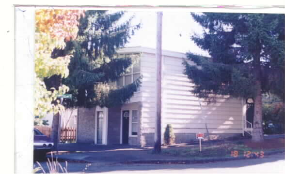 Building Photo - 1 W Dravus St