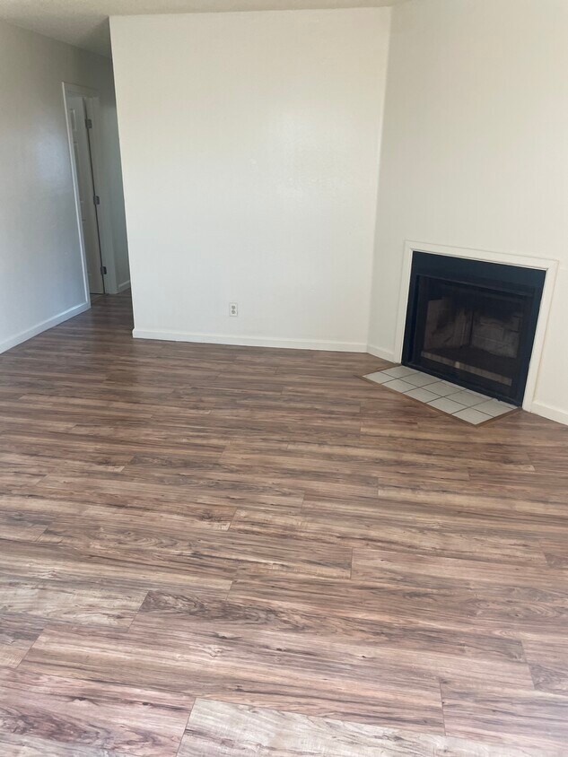 3662 Van Dyke Ave Unit 8, San Diego, CA 92105 3662 Van Dyke Ave San