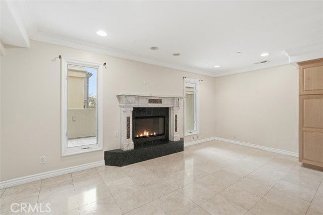 Foto del edificio - 233 S Irena Ave