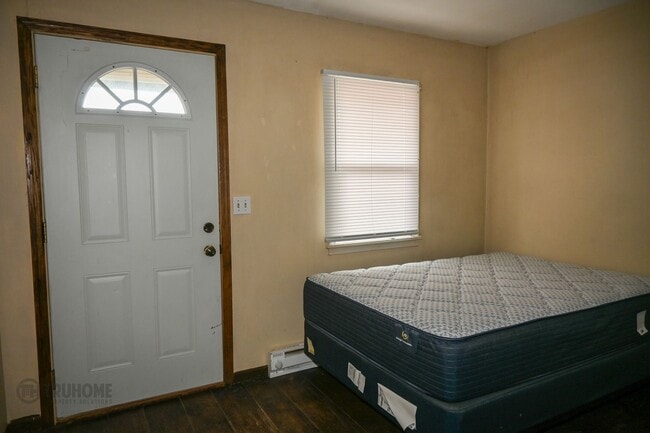 Building Photo - Applewood Apartments