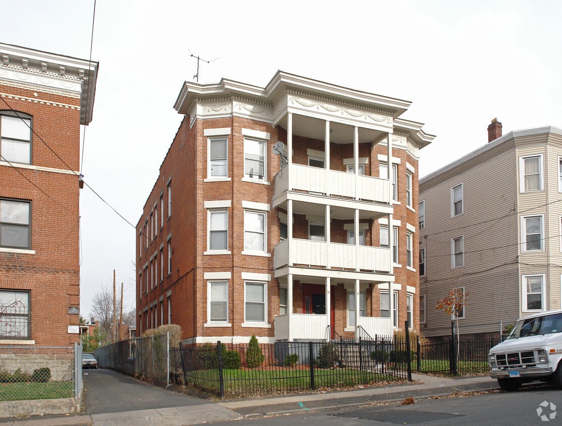 Building Photo - 18-20 Hamilton St