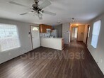 Foto principal - 4640 Rainbow Ln