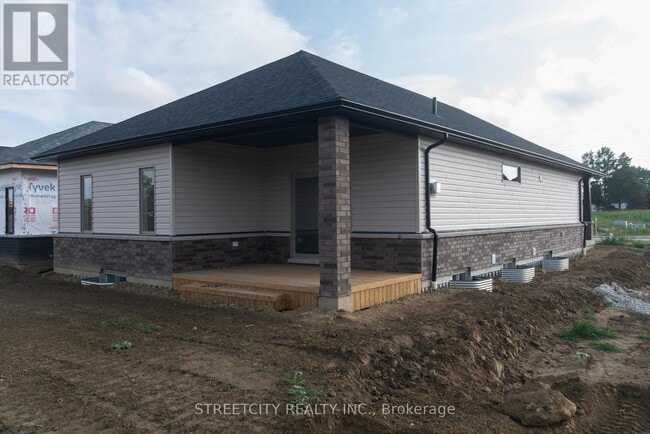 Building Photo - 133 Cabot Trl
