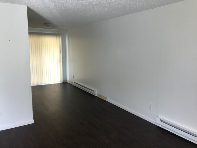 Foto del edificio - 1003 E Jackson Ave