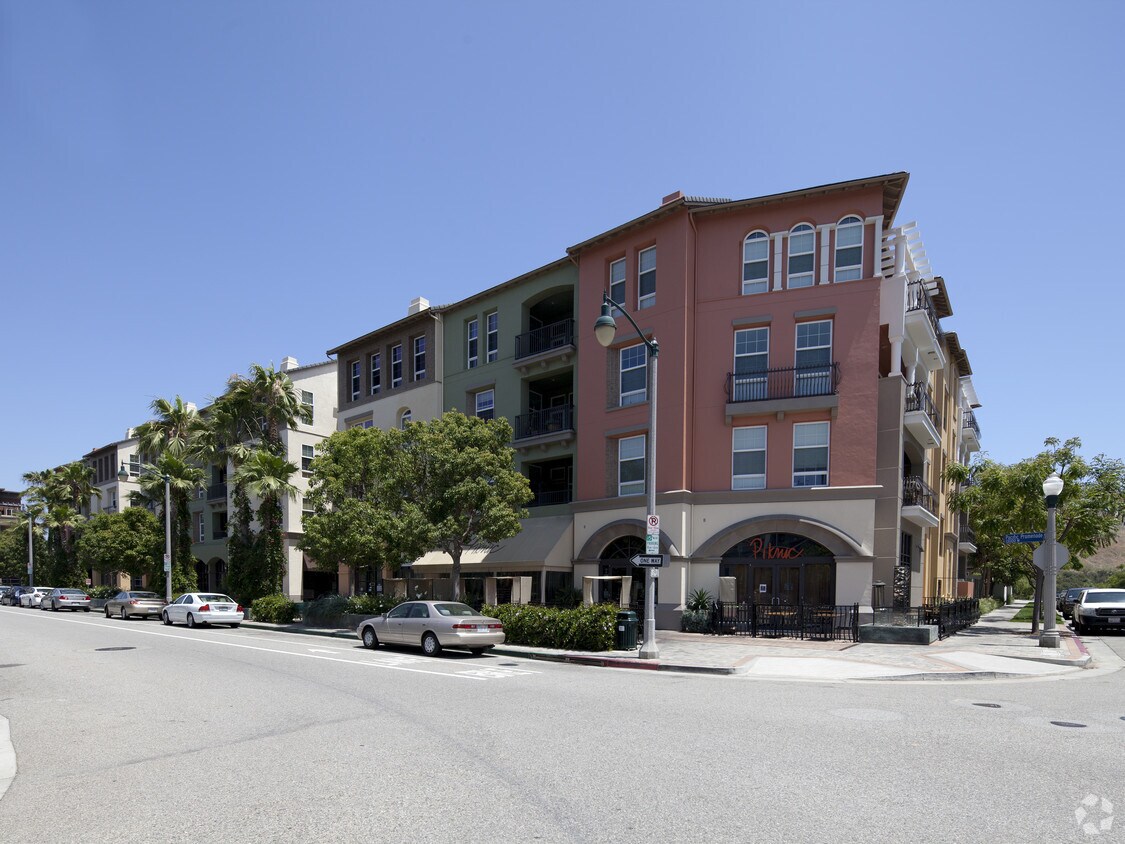 Primary Photo - Pacific Promenade