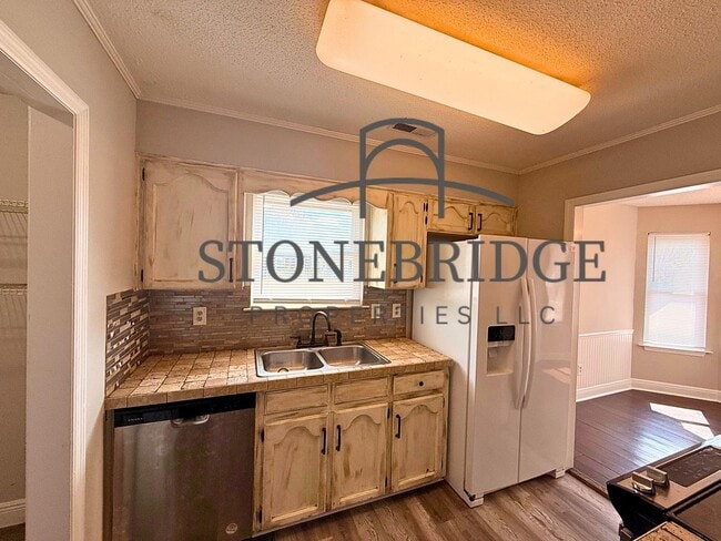 Foto del edificio - 3 bed, 2 bath home in Helena