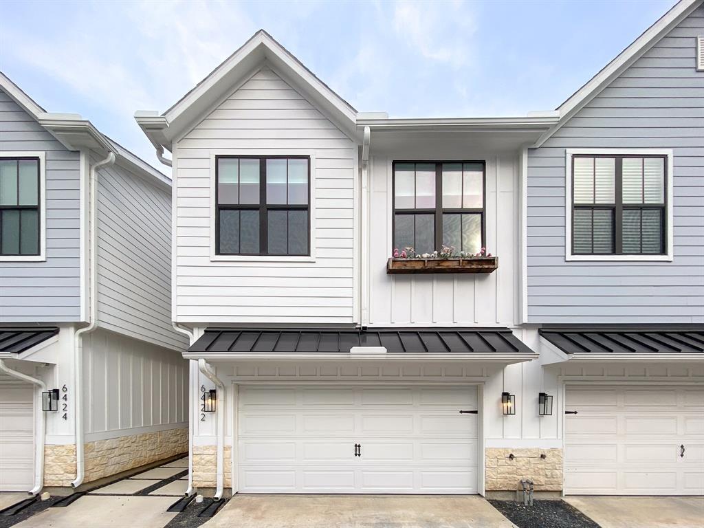 Foto principal - 6422 Highland Pine Ln