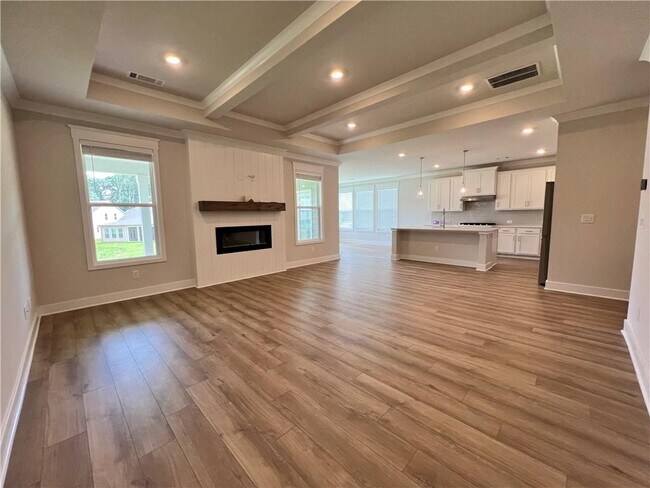 Building Photo - 905 Winding Rose Dr