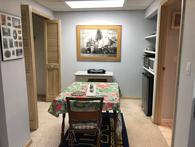 KITCHEN AREA - 6189 Heidler Rd