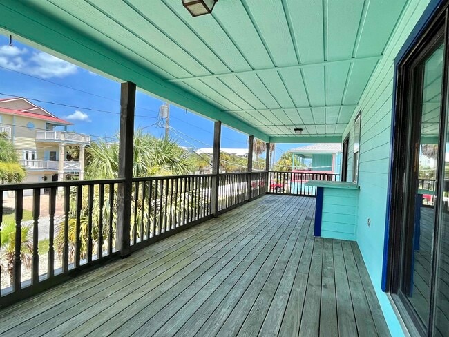 Foto del edificio - 13 E St