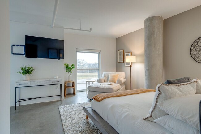Foto del edificio - 2115 Yeaman Pl